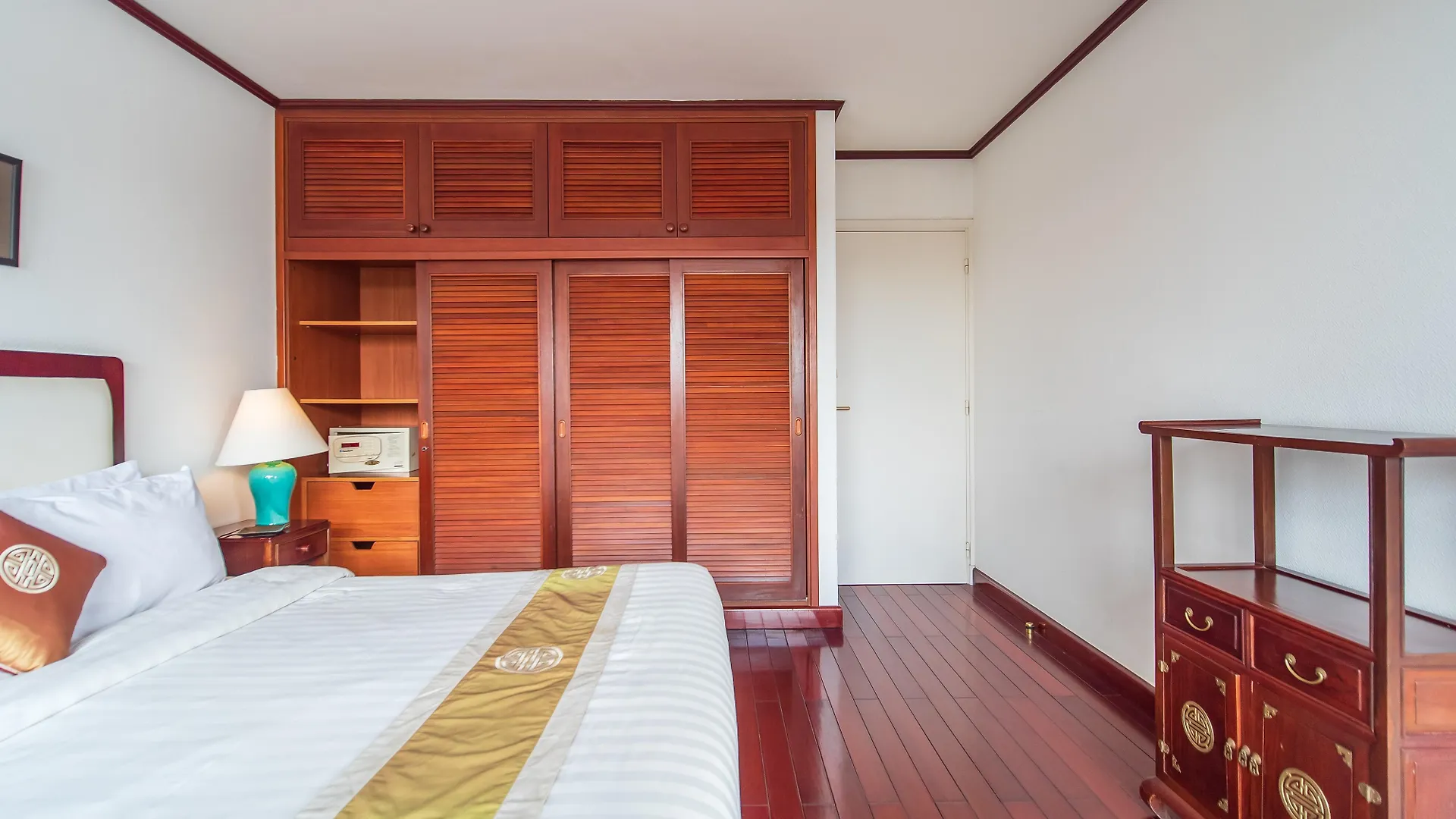 Saigon Domaine Luxury Residences Ho Chi Minh City Aparthotel