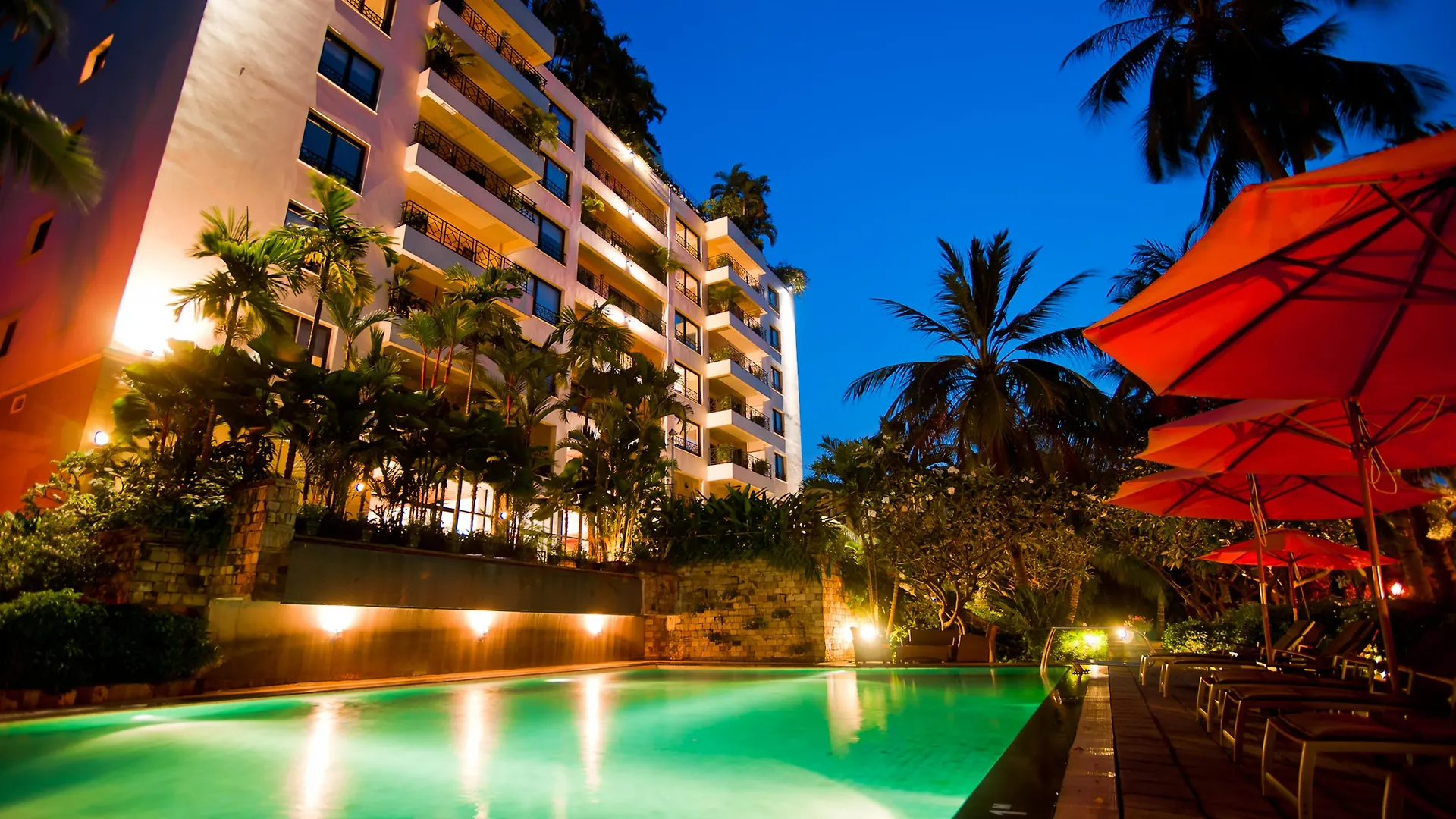 Saigon Domaine Luxury Residences location